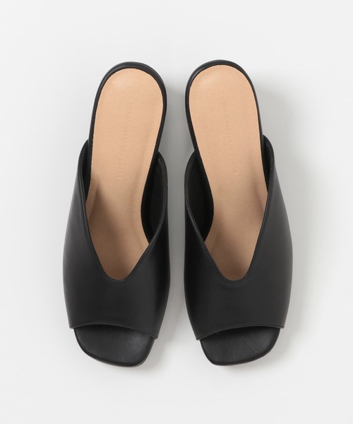 URBAN RESEARCH DOORS（アーバンリサーチドアーズ）の「Uカットヒールサンダル（サンダル・レディース・ブラック/キャメル・37/36/38）」の12枚目の写真