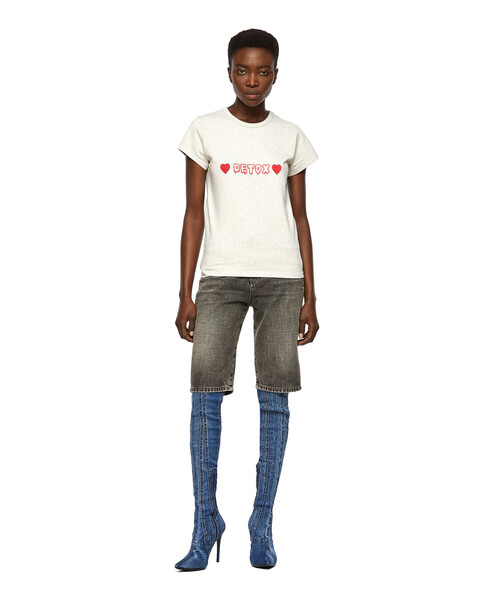 DIESEL(ディーゼル)の「レディース Tシャツ プリント スリムフィット(Tシャツ/カットソー・レディース・グレー/ブラック・SMALL/LARGE/X-SMALL/MEDIUM)」の6枚目の写真