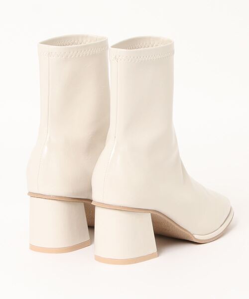 one after another NICE CLAUP（ワンアフターアナザーナイスクラップ）の「フェイクレザーストレッチブーツ（ブーツ・レディース・ブラック/アイボリー・S/M/L）」の3枚目の写真