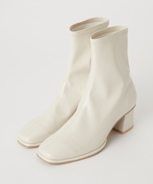 one after another NICE CLAUP（ワンアフターアナザーナイスクラップ）の「フェイクレザーストレッチブーツ（ブーツ・レディース・ブラック/アイボリー・S/M/L）」の2枚目の写真