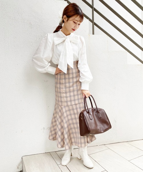 one after another NICE CLAUP（ワンアフターアナザーナイスクラップ）の「フェイクレザーストレッチブーツ（ブーツ・レディース・ブラック/アイボリー・S/M/L）」の22枚目の写真