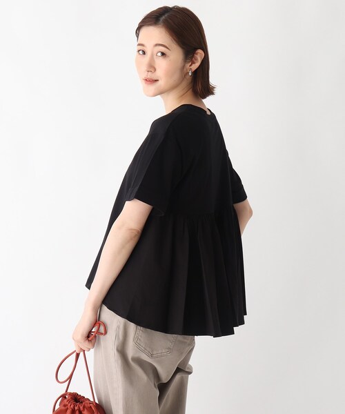 OPAQUE.CLIP（オペークドットクリップ）の「◆シルキースーピマ フハク切替フレアカットソー【WEB限定サイズ】（Tシャツ/カットソー・レディース・ライトグレー/ブラック/モスグリーン/ホワイト系・40/38/42/36/34）」の2枚目の写真