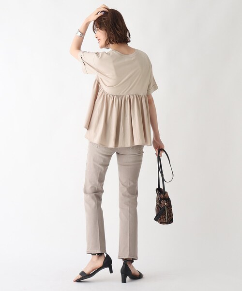 OPAQUE.CLIP（オペークドットクリップ）の「◆シルキースーピマ フハク切替フレアカットソー【WEB限定サイズ】（Tシャツ/カットソー・レディース・ライトグレー/ブラック/モスグリーン/ホワイト系・40/38/42/36/34）」の18枚目の写真