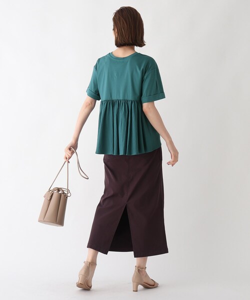 OPAQUE.CLIP（オペークドットクリップ）の「◆シルキースーピマ フハク切替フレアカットソー【WEB限定サイズ】（Tシャツ/カットソー・レディース・ライトグレー/ブラック/モスグリーン/ホワイト系・40/38/42/36/34）」の6枚目の写真