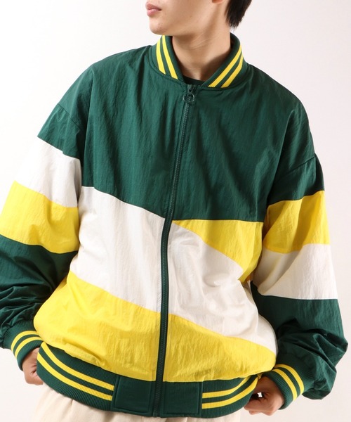 SUGGESTION（サジェッション）の「【SUGGESTION】ナイロン切替ビッグシルエットスタジアムジャンパー（スタジャン・メンズ・パープル/グリーン・M/L）」の2枚目の写真