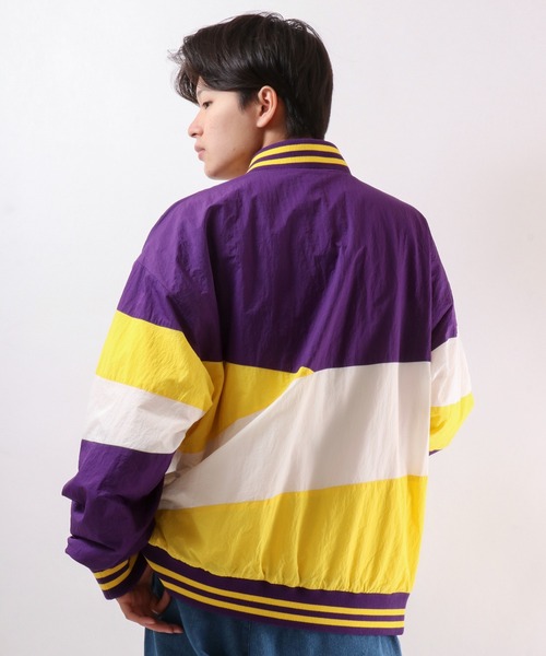 SUGGESTION（サジェッション）の「【SUGGESTION】ナイロン切替ビッグシルエットスタジアムジャンパー（スタジャン・メンズ・パープル/グリーン・M/L）」の7枚目の写真