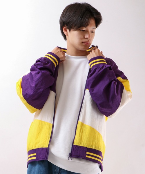 SUGGESTION（サジェッション）の「【SUGGESTION】ナイロン切替ビッグシルエットスタジアムジャンパー（スタジャン・メンズ・パープル/グリーン・M/L）」の13枚目の写真