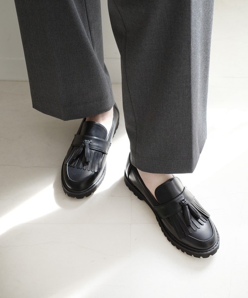 AmiAmi(アミアミ)の「厚底キルトタッセルローファー(ローファー・レディース・ブラック/ブラウン/ブラック系その他/グレイッシュベージュ・LL/3L/S/M/L/4L)」の12枚目の写真