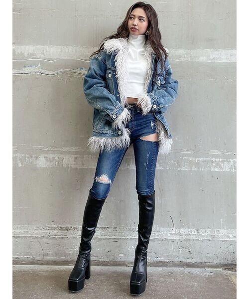 GYDA（ジェイダ）の「M/W SIDE RIPPEDスキニーデニムパンツ（デニムパンツ・レディース・ライトブルー/ブルー/インディゴブルー・SMALL/MEDIUM/X-SMALL）」の15枚目の写真