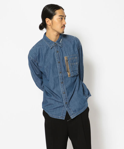 AVIREX（アヴィレックス）の「【TYPE BLUE/タイプブルー】長袖 デニム MA-1 シャツ /  LONG SLEEVE DENIM MA-1 SHIRT / アヴィレックス / AVIREX（シャツ/ブラウス・メンズ・ブラック/ライトインディゴブルー/その他・XX-LARGE/X-LARGE/MEDIUM/LARGE）」の4枚目の写真