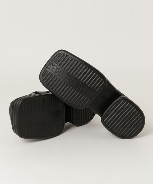 SFW（エスエフダブリュー）の「厚底ローファー フラット スクエアトゥ（ローファー・レディース・ホワイト/ブラック・40/38/39/35/36/37）」の3枚目の写真