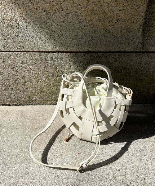 DouDou（ドゥドゥ）の「ハーフムーンメッシュショルダーBAG（ショルダーバッグ・レディース・アイボリー/グリーン/ブラック・FREE）」の9枚目の写真