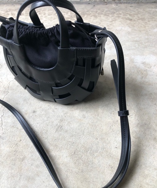 DouDou（ドゥドゥ）の「ハーフムーンメッシュショルダーBAG（ショルダーバッグ・レディース・アイボリー/グリーン/ブラック・FREE）」の15枚目の写真