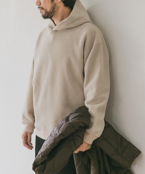 URBAN RESEARCH DOORS（アーバンリサーチドアーズ）の「ダブルフェイスフリースフーディー（パーカー・メンズ・オフホワイト/チャコールグレー・38/40）」の11枚目の写真