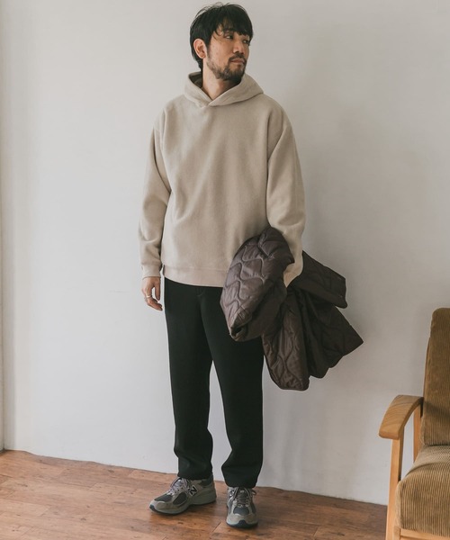 URBAN RESEARCH DOORS（アーバンリサーチドアーズ）の「ダブルフェイスフリースフーディー（パーカー・メンズ・オフホワイト/チャコールグレー・38/40）」の8枚目の写真