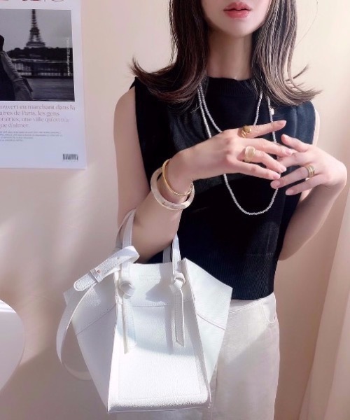 moment+（モーメントプラス）の「フェイクレザー 2WAYノットハンドルショルダーバッグ（ショルダーバッグ・レディース・ブラック/アイボリー/モカ/キャメル/ピンクベージュ・FREE）」の12枚目の写真