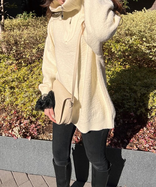 SPIGA(スピーガ)の「ハーフジップオーバーニット(ニット/セーター・レディース・ホワイト/ブラック/ボルドー・FREE)」の4枚目の写真