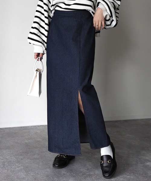 Riberry(リベリー)の「デニムスリットタイトスカート(デニムスカート・レディース・ブルー/インディゴブルー・MEDIUM)」の2枚目の写真