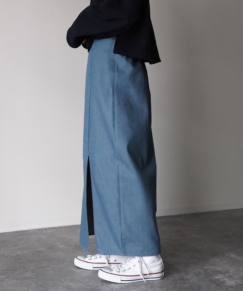 Riberry(リベリー)の「デニムスリットタイトスカート(デニムスカート・レディース・ブルー/インディゴブルー・MEDIUM)」の6枚目の写真