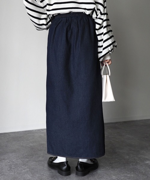 Riberry(リベリー)の「デニムスリットタイトスカート(デニムスカート・レディース・ブルー/インディゴブルー・MEDIUM)」の12枚目の写真