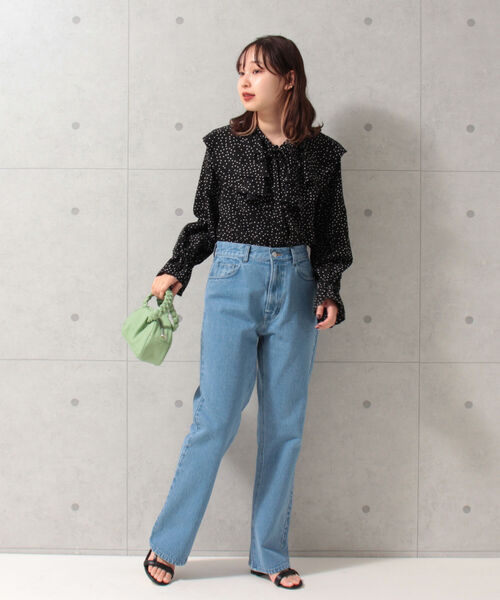 fredy emue（フレディエミュ）の「ドットラッフルカラーブラウス（シャツ/ブラウス・レディース・ホワイト系その他5/ブラック系その他4/ブラック系その他3/ホワイト系その他4・38/36）」の9枚目の写真