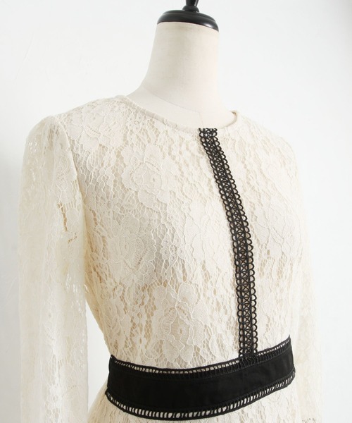 tocco closet(トッコ クローゼット)の「襟付き配色ラインレース×フラワーレースワンピース(ワンピース・レディース・ライトベージュ/グレイッシュブルー・M)」の6枚目の写真