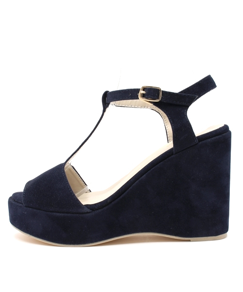 Chico（チコ）の「Tストラップウェッジサンダル（サンダル・レディース・ネイビー/ベージュ/レッド・SMALL/LARGE/MEDIUM）」の7枚目の写真