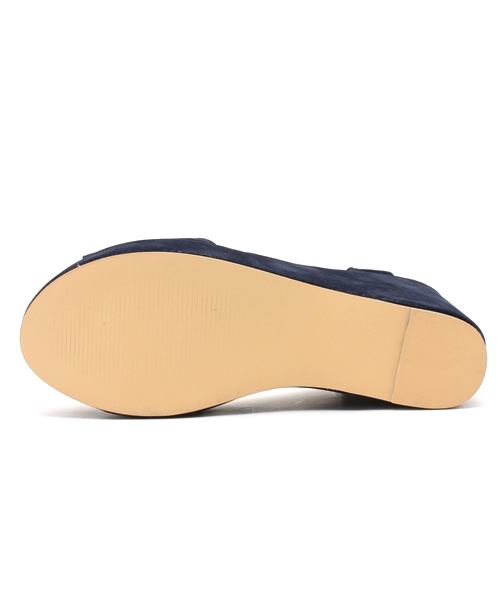 Chico（チコ）の「Tストラップウェッジサンダル（サンダル・レディース・ネイビー/ベージュ/レッド・SMALL/LARGE/MEDIUM）」の8枚目の写真