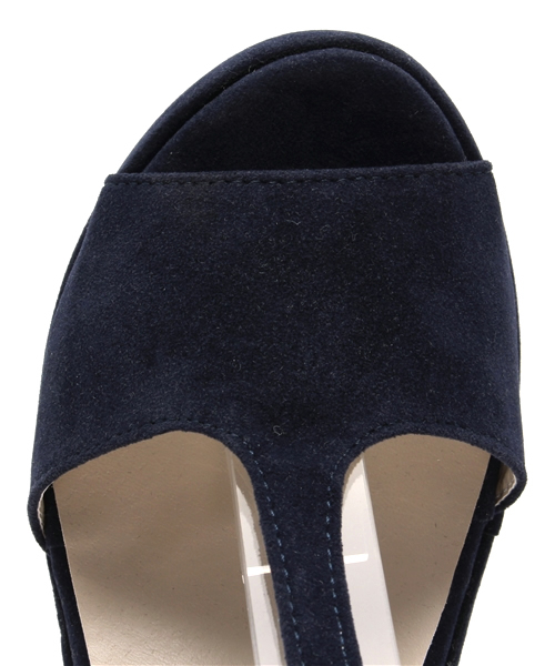 Chico（チコ）の「Tストラップウェッジサンダル（サンダル・レディース・ネイビー/ベージュ/レッド・SMALL/LARGE/MEDIUM）」の10枚目の写真