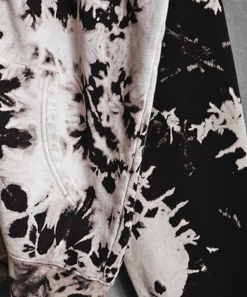 BLACK by VANQUISH(ブラックバイバンキッシュ)の「タイダイZIPパーカー(パーカー・メンズ・ブラック・M/L/XL)」の10枚目の写真