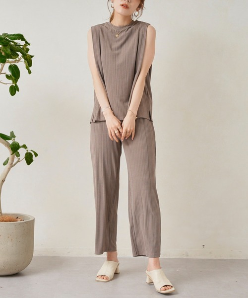 Chez toi（シェトワ）の「カットリブノースリプルオーバー×ワイドパンツ（アンサンブル・レディース・ブラック/ピンク/グレイッシュベージュ・FREE）」の4枚目の写真