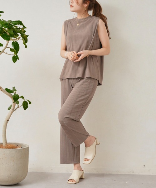 Chez toi（シェトワ）の「カットリブノースリプルオーバー×ワイドパンツ（アンサンブル・レディース・ブラック/ピンク/グレイッシュベージュ・FREE）」の6枚目の写真