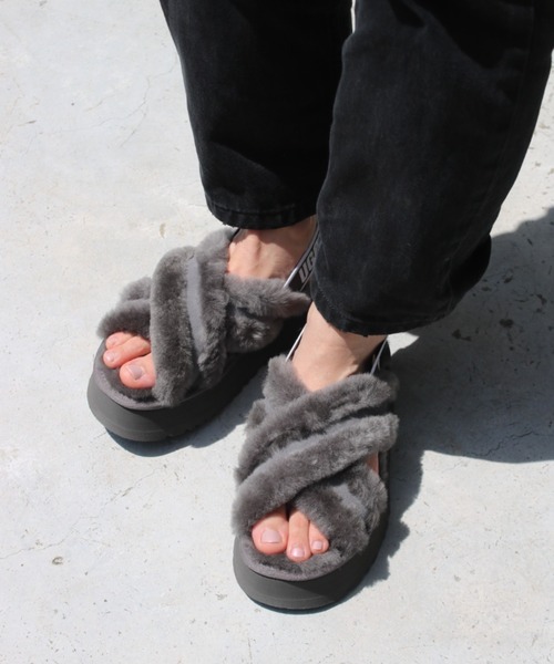 UGG】アグ DISCO CROSS SLIDE ディスコ クロス スライド 厚底サンダル 