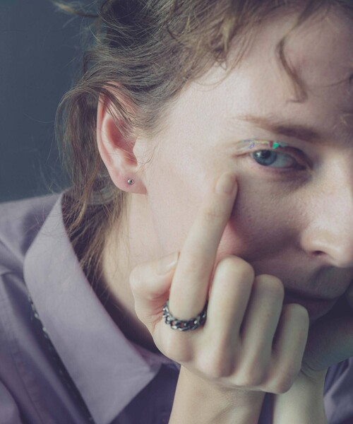 and cloud（アンドクラウド）の「Pearl 2way Chain Pierce / Single（ピアス（片耳用）・レディース・ブラック/シルバー/イエローゴールド・FREE）」の10枚目の写真