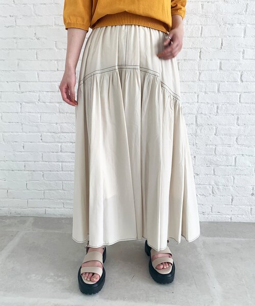 OPAQUE.CLIP（オペークドットクリップ）の「◆バイカラーステッチフレアスカート（スカート・レディース・ホワイト系7/ブラック系4/イエロー系9・36/38）」の2枚目の写真