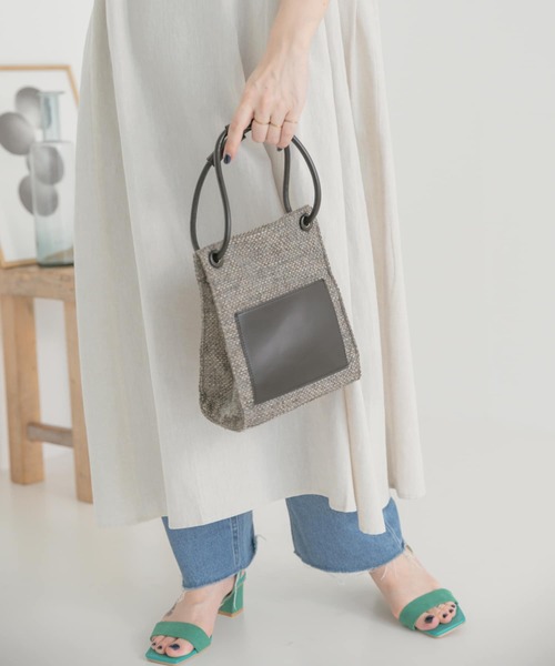 ITEMS URBANRESEARCH(アイテムズ アーバンリサーチ)の「ザツザイ2WAYミニトート(ショルダーバッグ・レディース・オフホワイト/チャコールグレー/ベージュ・-)」の12枚目の写真