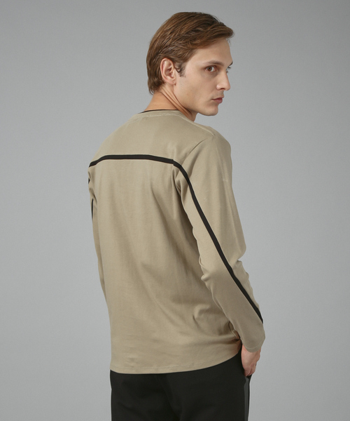 5351 POUR LES HOMMES(ゴーサンゴーイチプールオム)の「バックラインロングスリーブTシャツ(Tシャツ/カットソー・メンズ・ホワイト/ブラック/カーキ・44/46/48/50)」の3枚目の写真