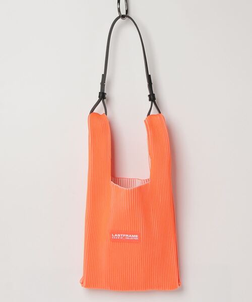 LASTFRAME(ラストフレーム)の「LASTFRAME TWO TONE MARKET BAG SMALL(ハンドバッグ・レディース・ブラック/オレンジ/ライトグリーン・FREE)」の12枚目の写真