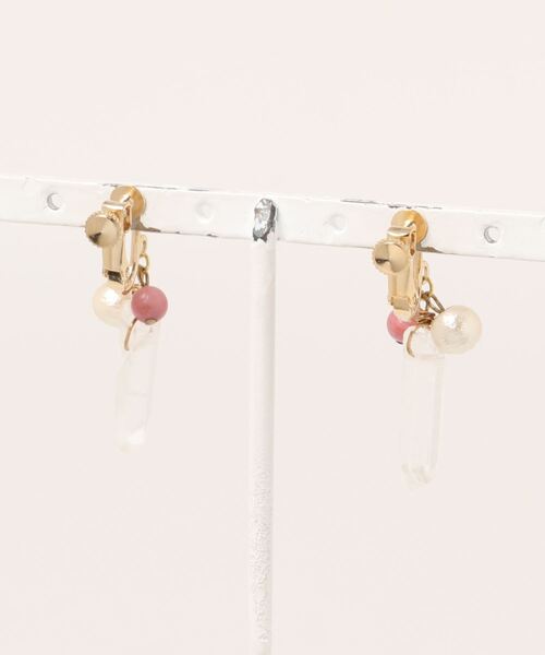 tone(トーン)の「【nocca】crystal stone earring(イヤリング・レディース・ピンク・FREE)」の2枚目の写真