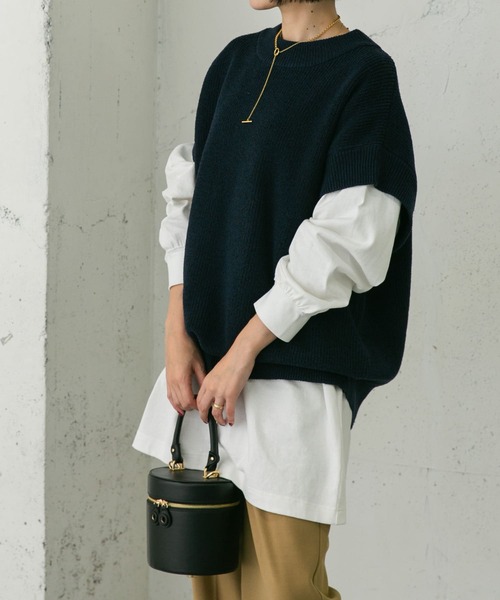 UR Lab.(アーバンリサーチラボ)の「ニットルーズベスト(ベスト・レディース・ブラック/ネイビー/モカ・FREE)」の8枚目の写真