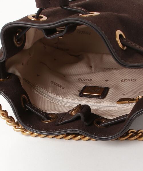 Guess（ゲス）の「KAOMA Crossbody Bucket（ショルダーバッグ・レディース・ブラック/ベージュ/ブラウン/ストーン・ONE SIZE）」の17枚目の写真