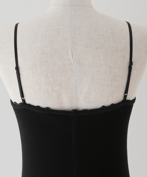 SLOBE IENA（スローブイエナ）の「パット付きレースキャミ（キャミソール・レディース・ブラック/アイボリー・FREE）」の22枚目の写真