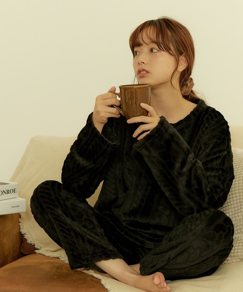 ファーフリース上下セットアップルームウェア