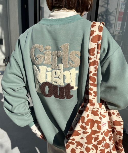 nemne store（ネンネストア）の「【低身長用サイズあり】裏起毛アソート刺繍・プリントスウェット（スウェット・レディース・ネイビー/オフホワイト/グリーン/オートミール/ホワイト系その他/グレー系その他・SMALL/MEDIUM）」の6枚目の写真