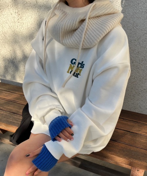 nemne store（ネンネストア）の「【低身長用サイズあり】裏起毛アソート刺繍・プリントスウェット（スウェット・レディース・ネイビー/オフホワイト/グリーン/オートミール/ホワイト系その他/グレー系その他・SMALL/MEDIUM）」の13枚目の写真