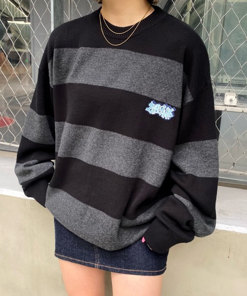 WHO'S WHO gallery（フーズフーギャラリー）の「【KOOKY'N/クーキー】BRONX FATボーダーニット（ニット/セーター・メンズ・パープル/ブラック/ブラウン/ブラック系その他・FREE）」の2枚目の写真