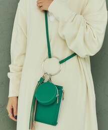 チャーム付きスマホショルダーバッグ