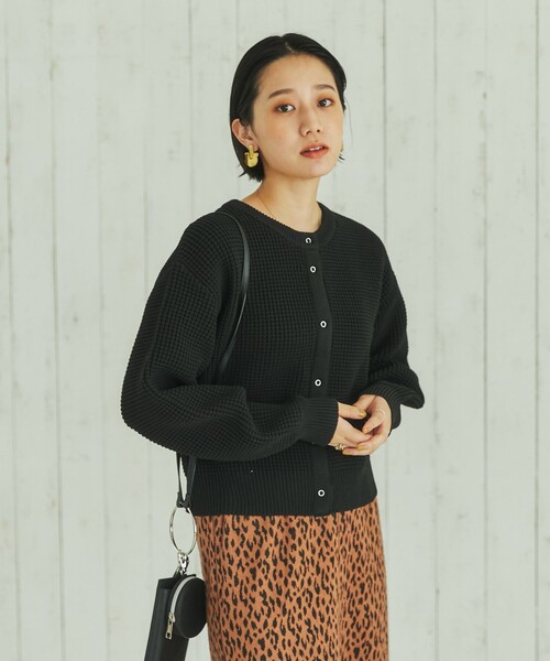 coen（コーエン）の「チャーム付きスマホショルダーバッグ（ショルダーバッグ・レディース・ブラック/ベージュ/ケリー・FREE）」の17枚目の写真