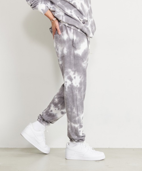 LONSDALE（ロンズデール）の「LONSDALE/ロンズデール セットアップ対応可 ワンポイントロゴ 両脇ポケット トレーニング タイダイ スウェットパンツ（スウェットパンツ・メンズ・ベージュ/チャコールグレー・LL/M/L）」の4枚目の写真