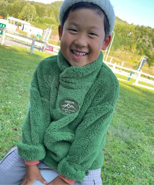 BREEZE by saori（ブリーズバイサオリ）の「WEB限定 ファーフリースプルオーバー【BREEZE by saori】（スウェット・キッズ・カーキ/ブルー/オフホワイト・120/140/110/90/130/160/100/150）」の18枚目の写真